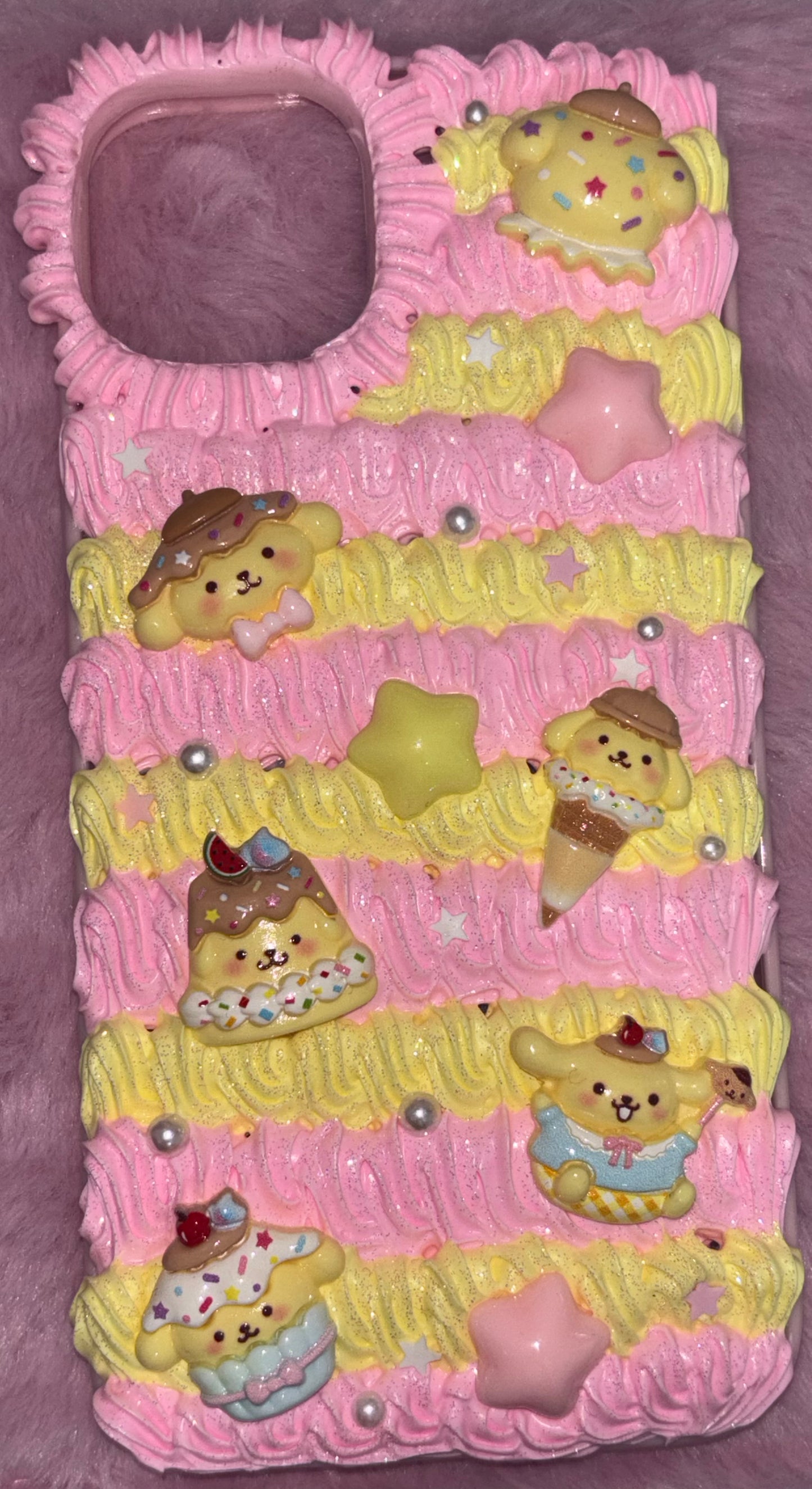 מגן פומפומפורין מעוצב אישית